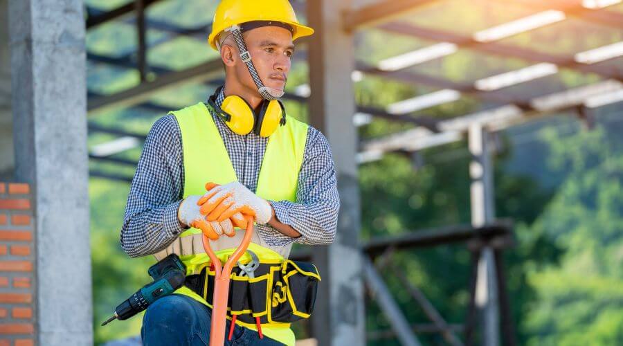 Professional gutter cleaning in Elkhart, TX